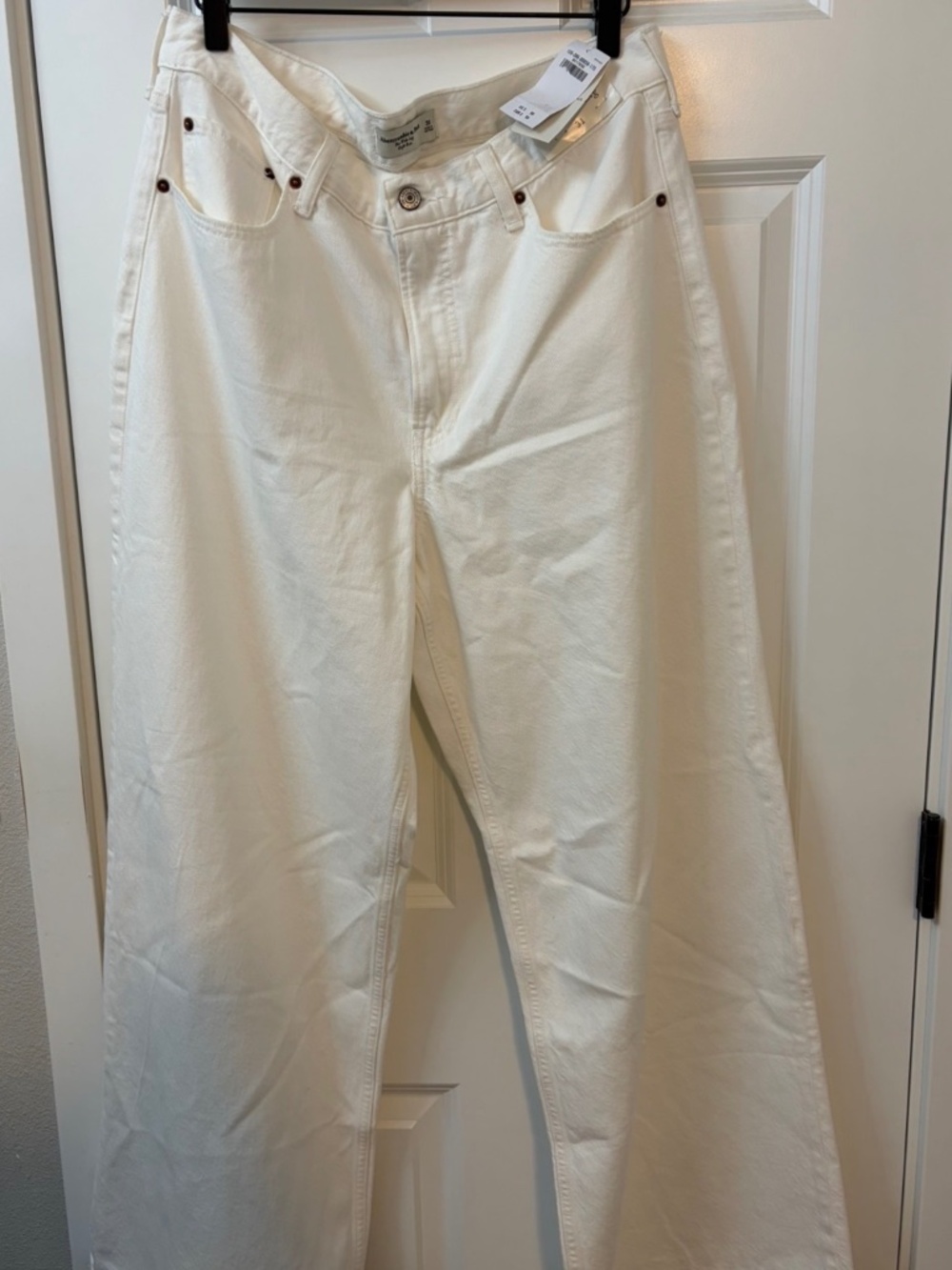 Abercrombie high rise wide leg jean